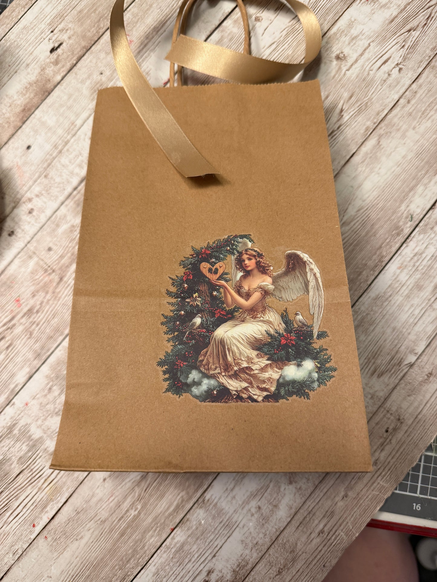 Beautiful Gift Bags November 19th  6pm  Artful Flea